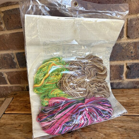 Creative Stitchery Crewel Kit 411K Etagere Flowers Embroidery Open Package - Picture 2 of 3